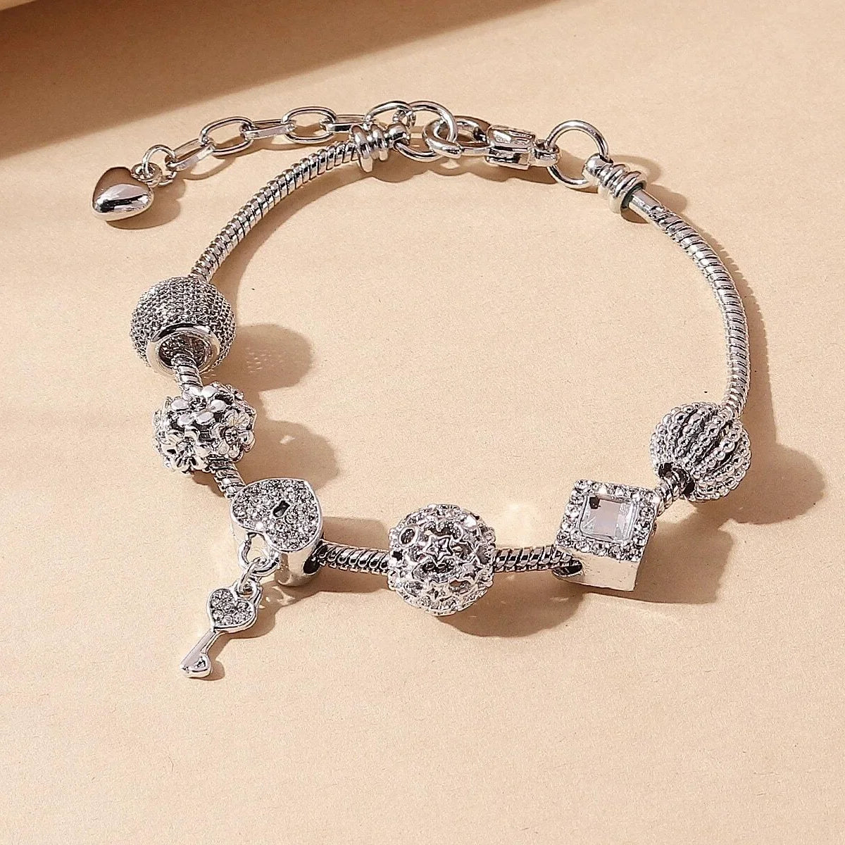 1PC Women's Fashion Multi-Element Beaded Love Pan Family Bracelet