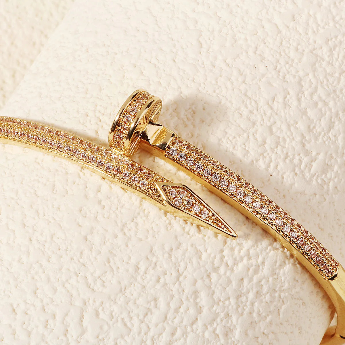 Kupfer mit Zirkonium Öffnung weiblich einfach trendiges Armband Damen Edelstahl Schmuck Luxus