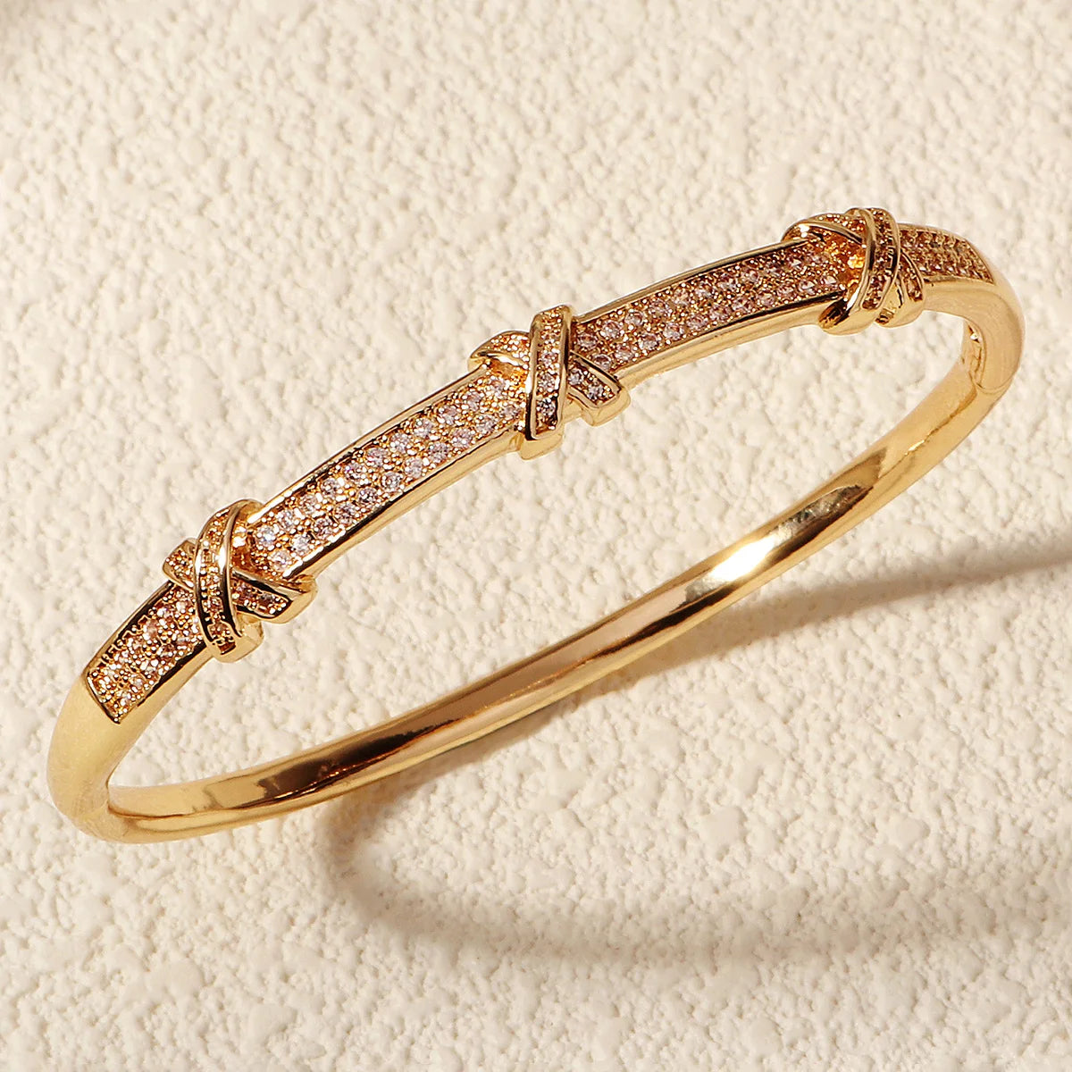 Kupfer mit Zirkonium Öffnung weiblich einfach trendiges Armband Damen Edelstahl Schmuck Luxus