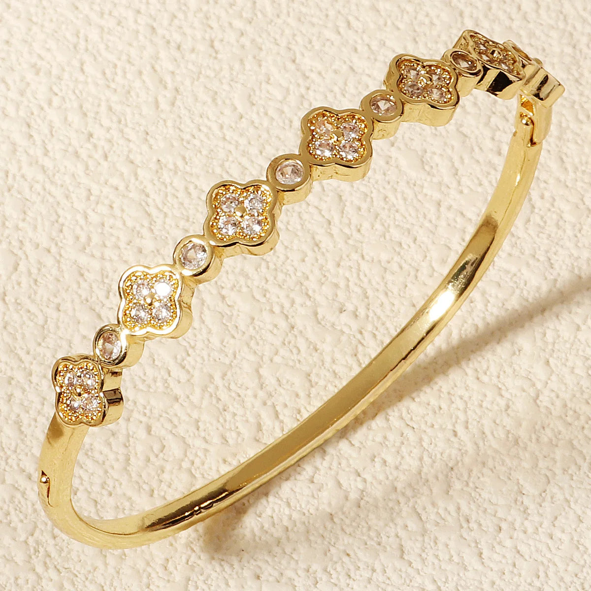 Kupfer mit Zirkonium Öffnung weiblich einfach trendiges Armband Damen Edelstahl Schmuck Luxus