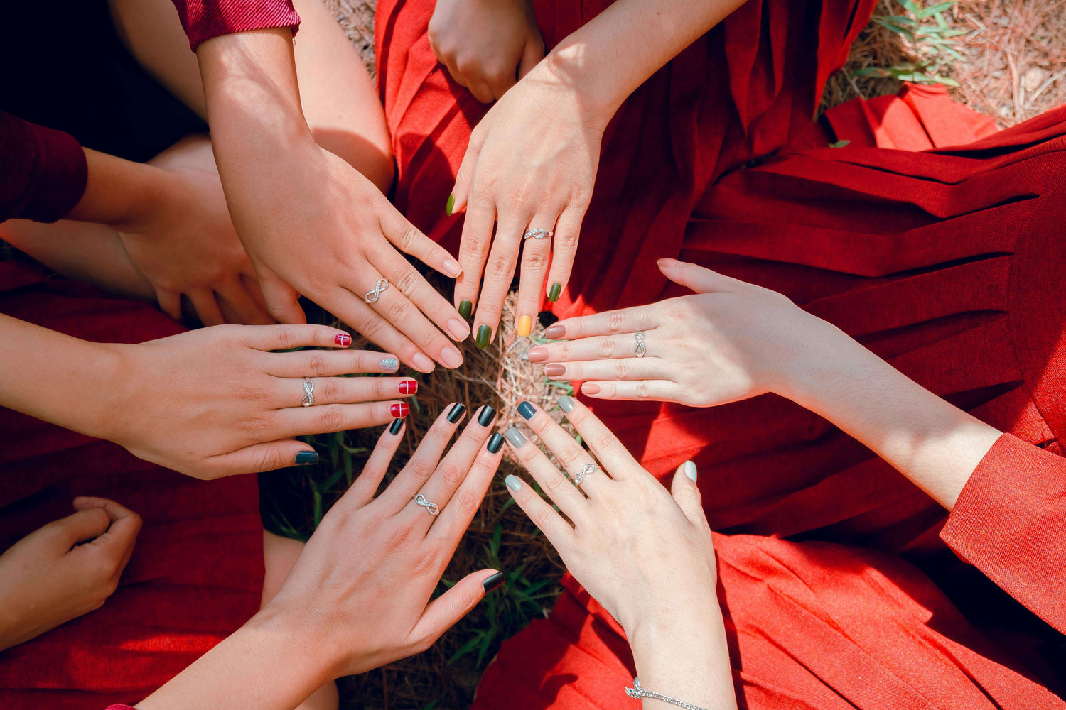 Gold-Plated Rings with Genuine Zircon – Timeless Elegance by Vera Luxe
