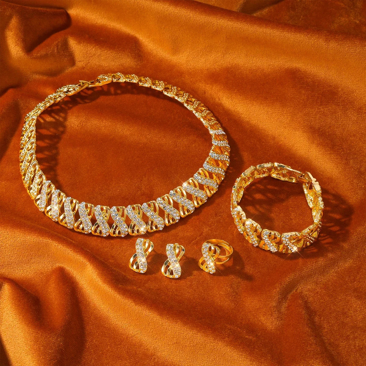 Mode 18 Karat vergoldetes Schmuckset Dubai African Choker Halskette Ohrringe Ringe Hochzeit Brautschmuck Sets für Frauen