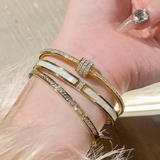 1pc Titanium Steel Gold Bracelet, Fashionable Classic Style, Stainless Steel Bracelet, Inlaid With Zircon,For Women's Daily Wear